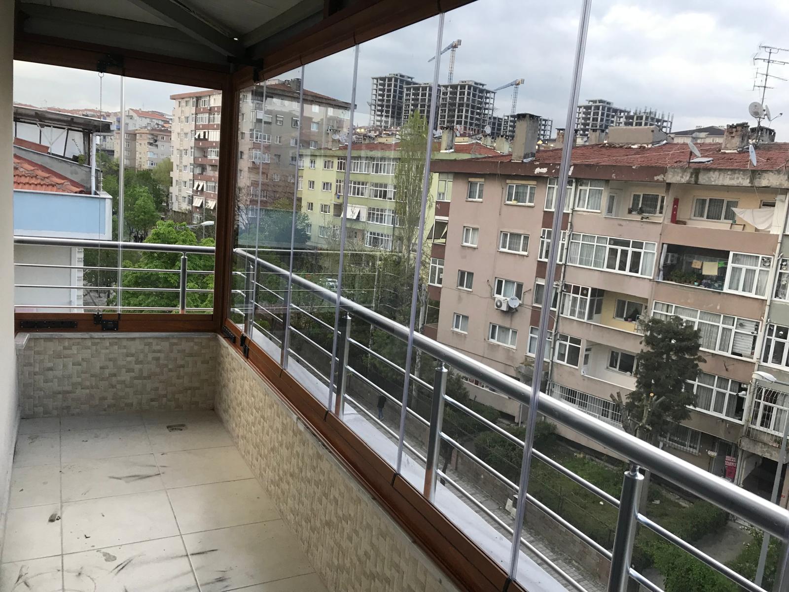 Katlanır Cam Balkon 32